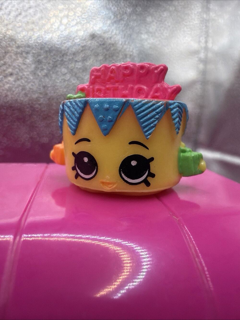 Birthday Betty Exclusive Special Edition Neon Shopkin ( Target Mystery Edition)